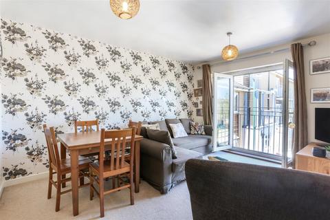 20 Hanno Close, Wallington, SM6 9BZ