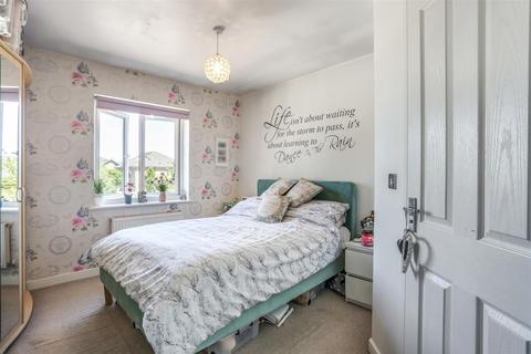 20 Hanno Close, Wallington, SM6 9BZ