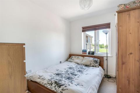 20 Hanno Close, Wallington, SM6 9BZ