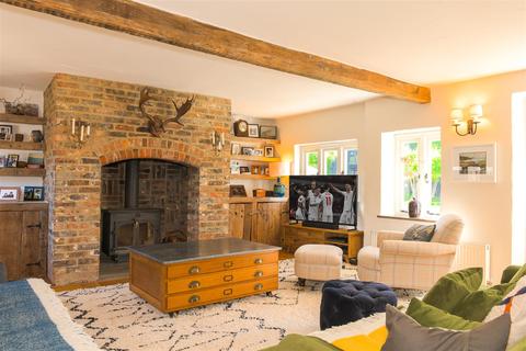 The Granary Ironsbottom, Sidlow, Reigate, RH2 8PP