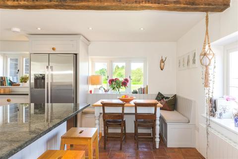 The Granary Ironsbottom, Sidlow, Reigate, RH2 8PP