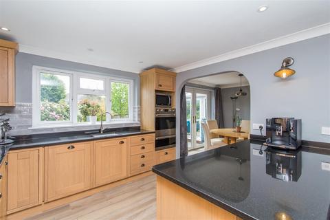 Penrose House Park Road, Crediton, EX17 3ET