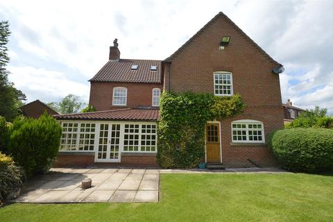 Chapel House Brigg Road, South Kelsey, Market Rasen, LN7 6PQ