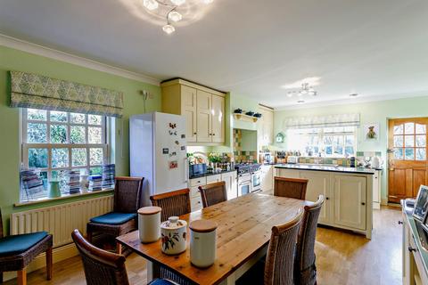 Chapel House Brigg Road, South Kelsey, Market Rasen, LN7 6PQ