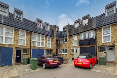 1 bedroom flat to rent - Franklin Close, London