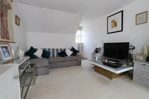 30 Bower Mount Road, Maidstone, ME16 8AU