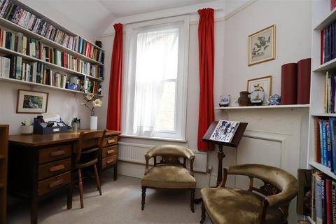 30 Bower Mount Road, Maidstone, ME16 8AU