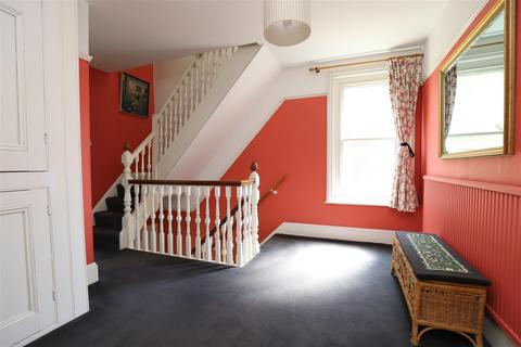 30 Bower Mount Road, Maidstone, ME16 8AU