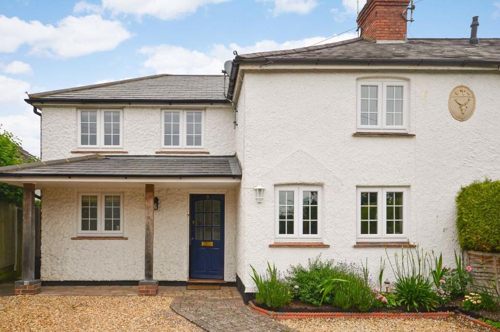 Lodge Hill Road, Lower Bourne, Farnham 3 bed semidetached house £875,000
