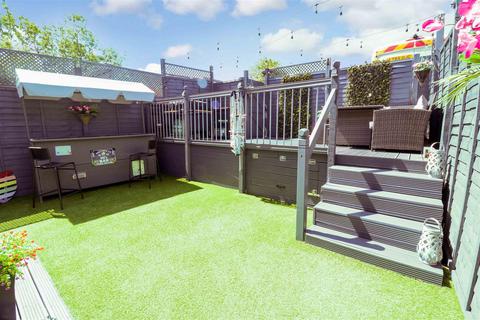 119 Fennells, Harlow, CM19 4RP