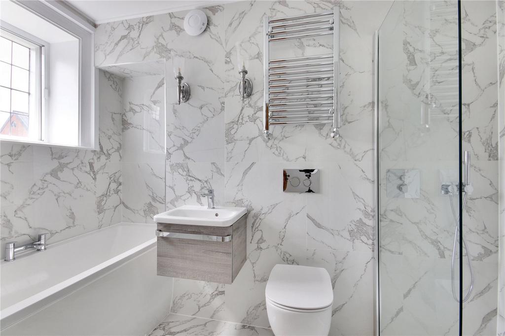 Master Ensuite