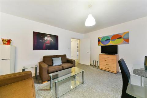 2 bedroom flat to rent, Richmond Court, 7b North End Road, London, W14