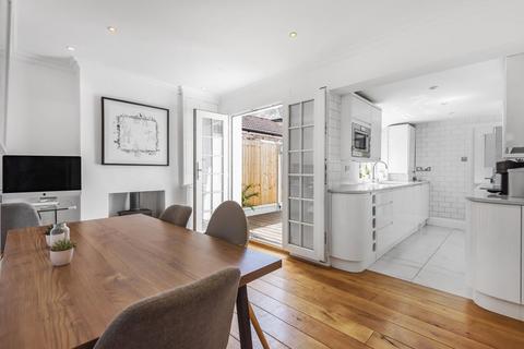 5 Queens Road, Chislehurst, BR7 5AZ