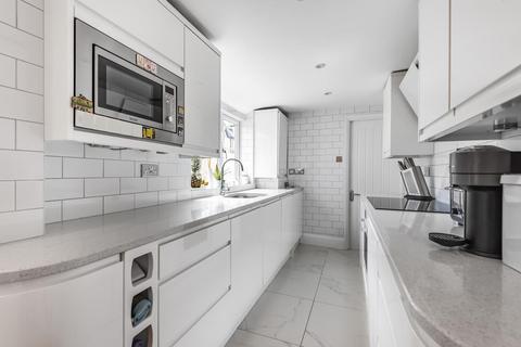 5 Queens Road, Chislehurst, BR7 5AZ