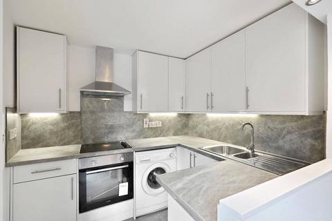 1 bedroom apartment to rent, Hayfield Passage, London, E1