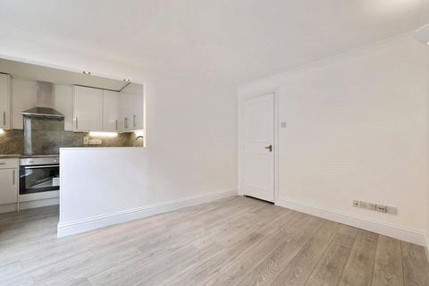1 bedroom apartment to rent, Hayfield Passage, London, E1