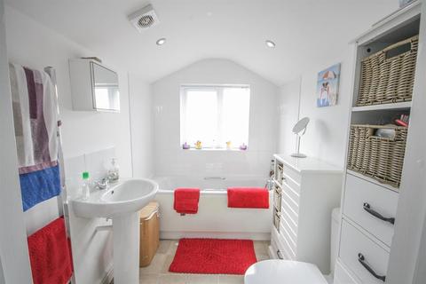 39 Langley Crescent, Bristol, BS3 2RE