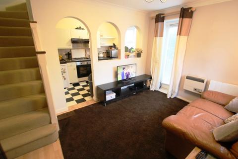 1 bedroom cluster house to rent - The Dell, Wigmore, Luton, LU2