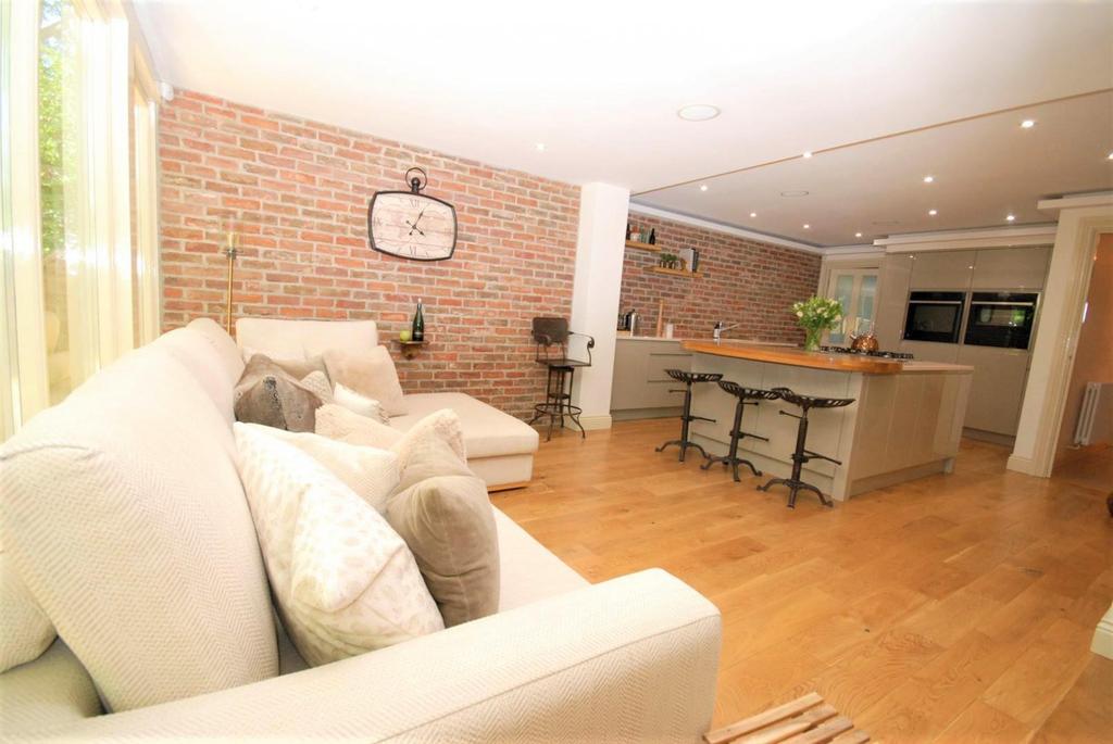 Family Room / Kitche