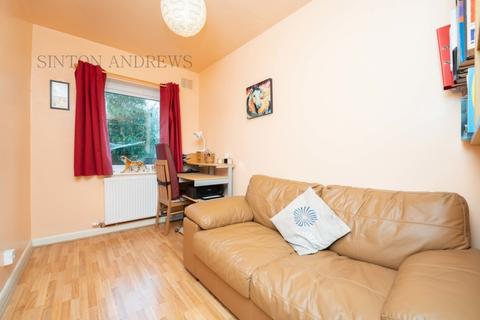155 Cavendish Avenue, London, W13 0JZ