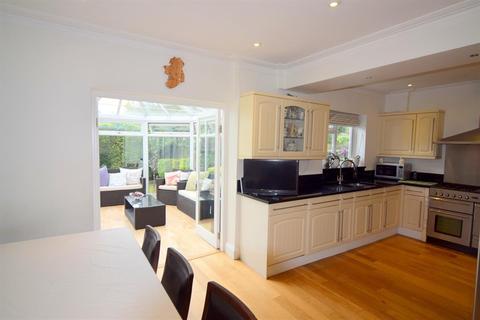 14 Cavendish Road, New Malden, KT3 6DE