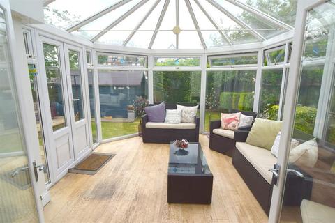 14 Cavendish Road, New Malden, KT3 6DE