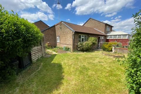 4 Chedworth Close, Northampton, NN3 5HW
