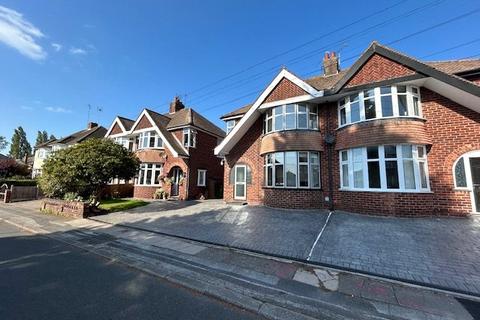 3 bedroom semi-detached house for sale, Seedfield Croft, Cheylesmore, Coventry, CV3