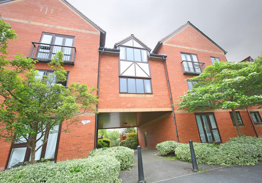 Flat Napier Court, Gefle Close, BS1 2 bed flat £1,350 pcm (£312 pw)