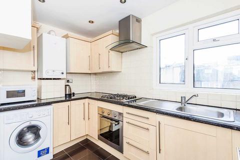 3 bedroom flat to rent, Hogarth Road, Earls Court, SW5