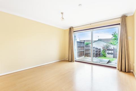 37 Swallow Way, Wokingham, RG41 3TQ