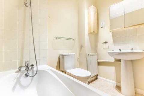 37 Swallow Way, Wokingham, RG41 3TQ