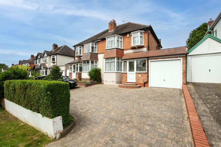 Shenley Fields Road, Selly Oak 3 bed semidetached house £310,000