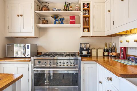 4 Coach Lane, Faringdon, SN7 8AB