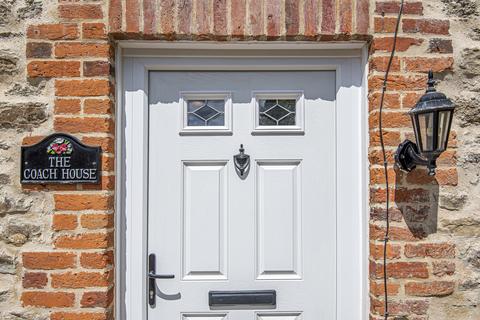 4 Coach Lane, Faringdon, SN7 8AB