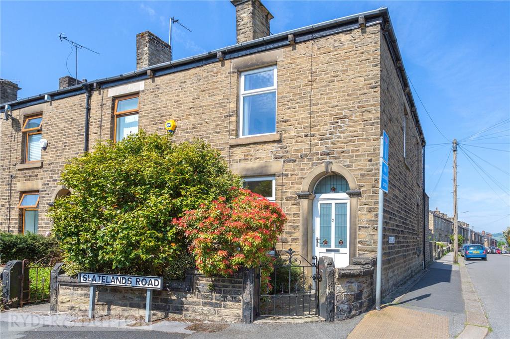 Slatelands Road, Glossop, SK13 3 bed end of terrace house £215,000