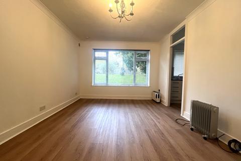 1 bedroom flat to rent, Windsor Court, Southlands Grove, Bromley, Kent, BR1