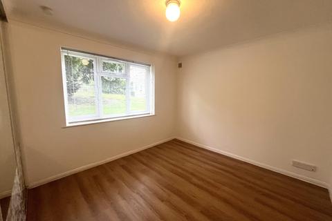 1 bedroom flat to rent, Windsor Court, Southlands Grove, Bromley, Kent, BR1