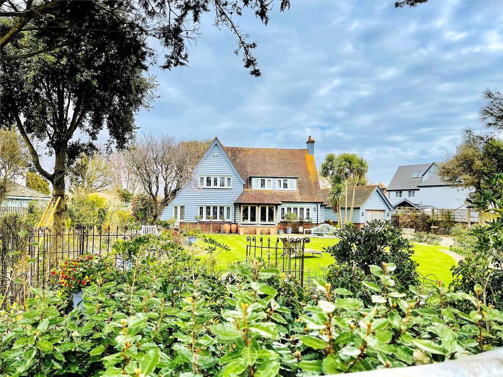 Middle Way, Kingston Gorse, East Preston, Littlehampton, BN16 5 bed