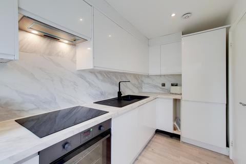 36 Regent Square, London, E3 3HQ