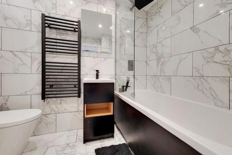 36 Regent Square, London, E3 3HQ