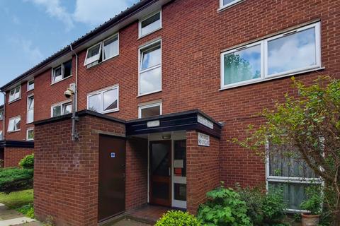 36 Regent Square, London, E3 3HQ