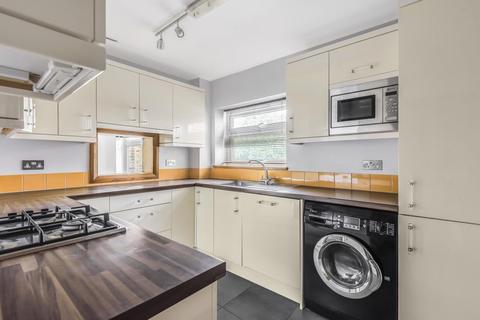 6, Southbury Lawn Road, Guildford, GU2 4DD