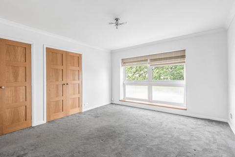 6, Southbury Lawn Road, Guildford, GU2 4DD