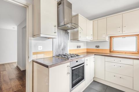 6, Southbury Lawn Road, Guildford, GU2 4DD