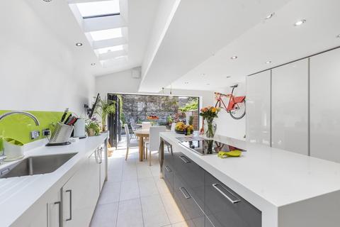 20 Ravenshaw Street, London, NW6 1NN