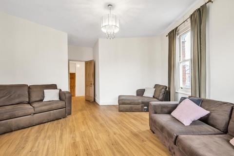 Flat 2, 2b Caxton Road, London, SW19 8SJ