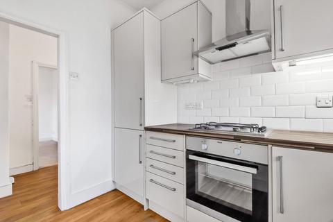 Flat 2, 2b Caxton Road, London, SW19 8SJ