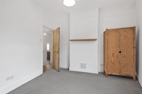 Flat 2, 2b Caxton Road, London, SW19 8SJ