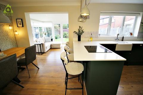4 bedroom detached house for sale, Ditton Brook, Westhoughton, BL5 3GU